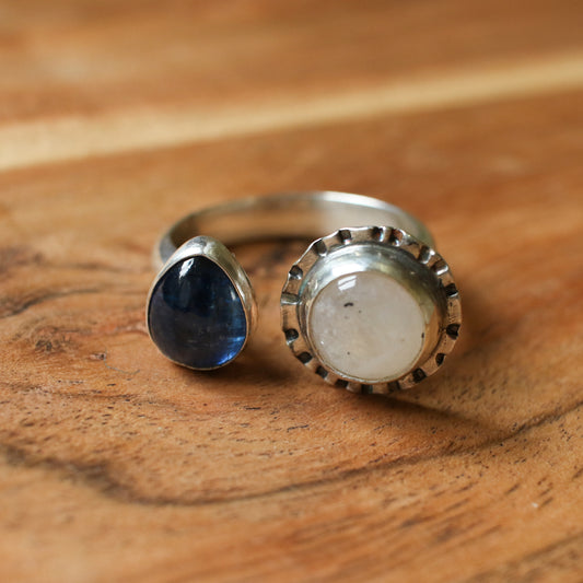 Kyanite & Moonstone Split Band Ring - Size 11